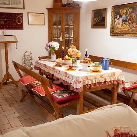 Apartment Foresteria Di Panigai Protti