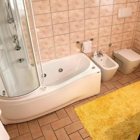 Foresteria Di Panigai Protti Apartment