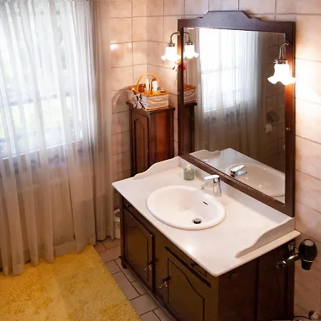 Foresteria Di Panigai Protti Apartamento